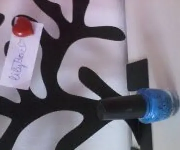 Vernis O.P.I bleu pailleté, OPI