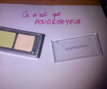 Duo ombre à paupières vert pistache jaune poussi, Inconnue
