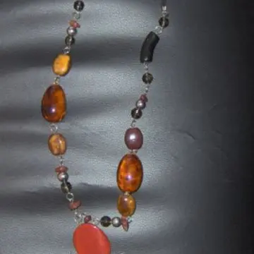 Sautoir perles, MS Mode