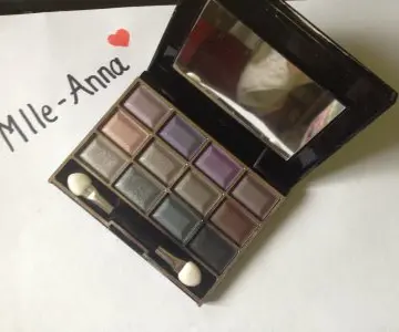 Palette Smocky Eyes, Miss cop