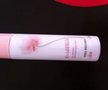 Lait parfumé, comme une évidence, Yves Rocher