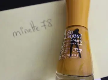 vernis, Bourjois