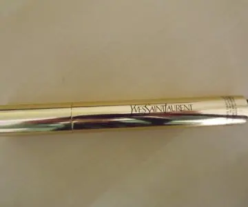 Touche éclat, Yves Saint Laurent