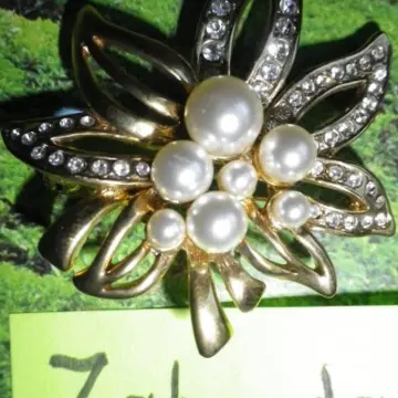 broche feuille, Inconnue