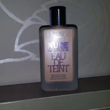 NUDE MAGIQUE EAU DE TEINT, L'Oréal