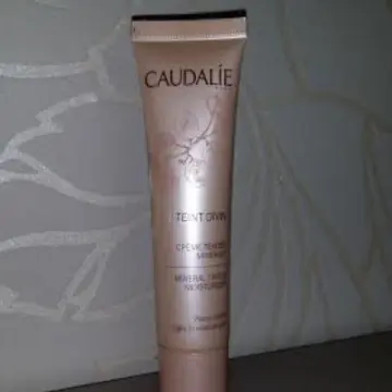 TEINT DIVIN CAUDALIE, Caudalie