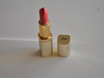 Rouge à lèvres L'Oréal, L'Oréal