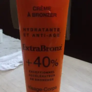 Crème à bronzer, Rougj