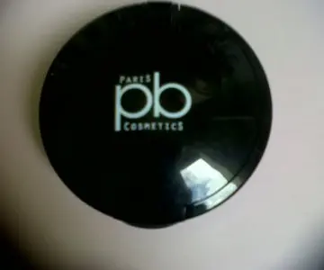 Fond de teint, PB Cosmetics