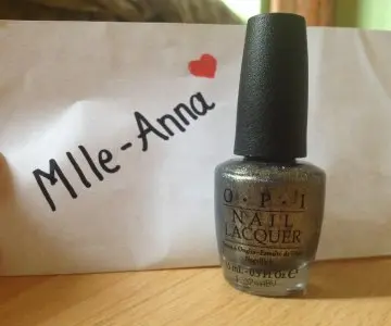 Vernis "Number one nemesis" OPI, OPI
