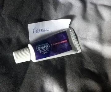 Dentifrice Blancheur 3D white luxe, Oral B
