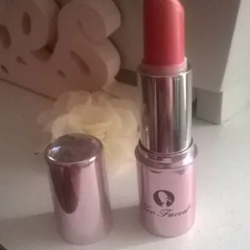rouge a lèvre, Too Faced