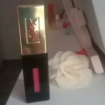 vernis a lèvre, Yves Saint Laurent