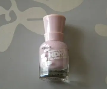 vernis pastel, Modélite