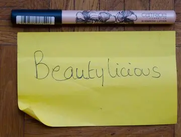 Crayon chair   Lifteur sourcils, Catrice Cosmetics