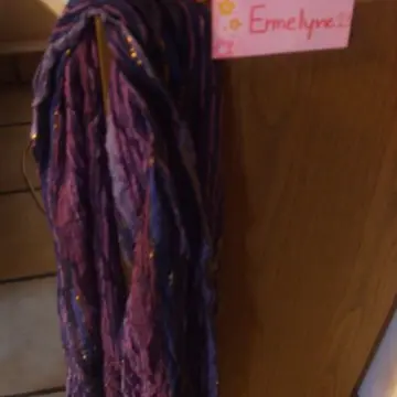 écharpe   Foulard, Inconnue