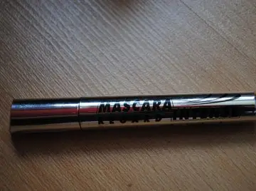 Mascara, Inconnue