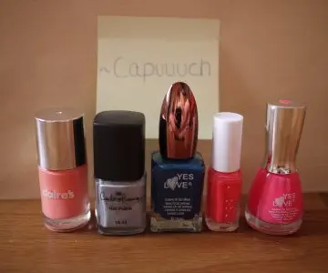 Lot de vernis, Inconnue