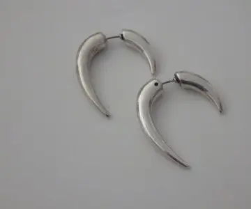 boucle d'oreille corne, Mango