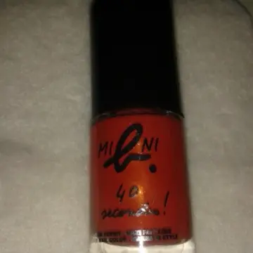 Vernis, Agnès b.
