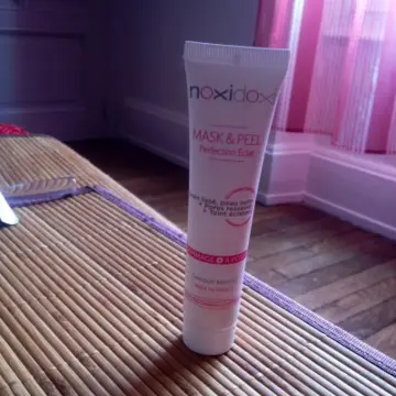 Masque et gommage Noxidoxi, Noxidoxi