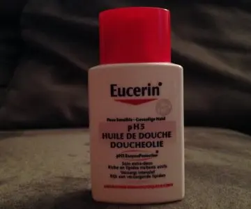 huile de douche, Eucerin