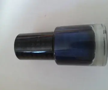 Vernis bleu marine, Color Play