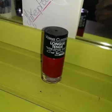Vernis classique longue tenue rouge sang, Miss Europe