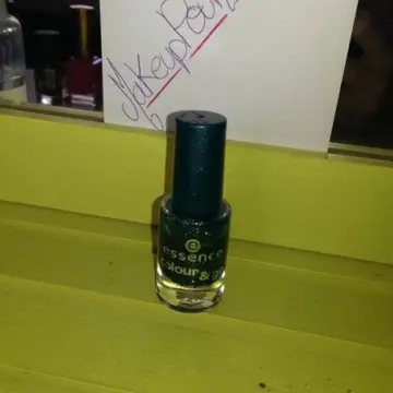Coulour&go, Essence