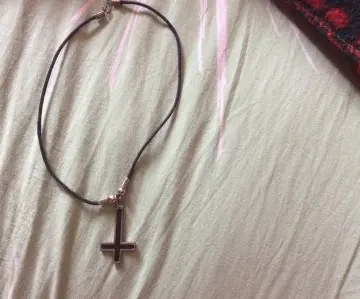 Collier, Inconnue