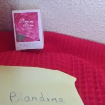 Pivoine Flora, L'Occitane en Provence