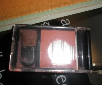 Blush peche satiné, Vera valenti