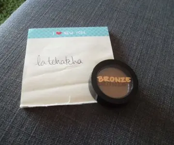 Bronzer, ModelCo