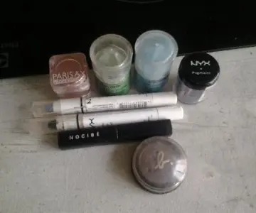 jumbo  nyx noir et bleu, NYX Cosmetics