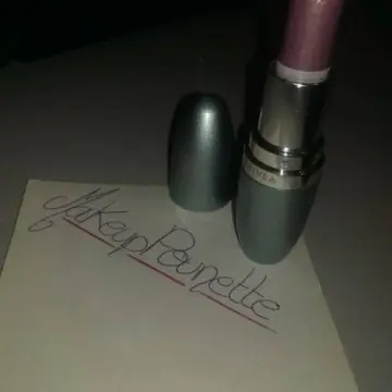 Rouge à lèvres, Nivea