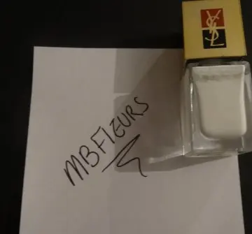 vernis blanc, Yves Saint Laurent