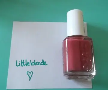 24 In stitches, Essie
