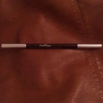 Crayon sourcil, Avène