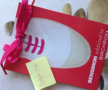 Lacet rose, Bensimon