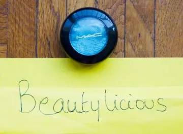 Fard à paupières, MAC Cosmetics