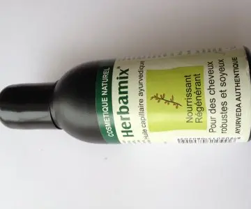 Huile capillaire herbamix, Herbamix