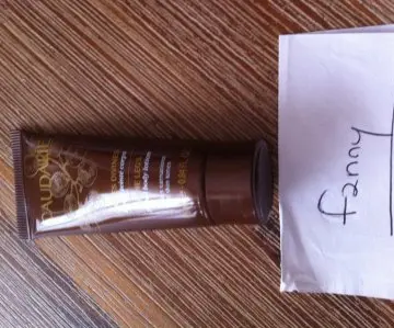 CREME TEINTE POUR LES JAMBES, Caudalie