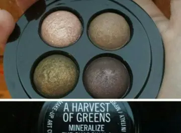 Mineralize eye shadows, MAC Cosmetics