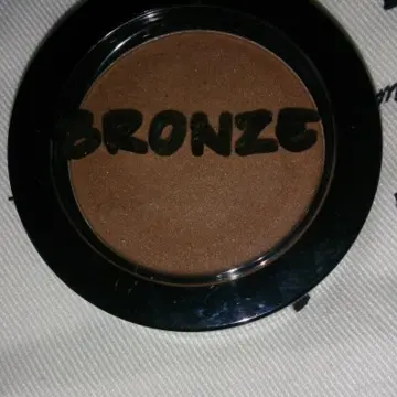 Bronzeur illuminateur, ModelCo