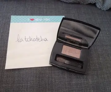 Ombre Essentielle, Chanel