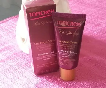 Crème teintée, Topicrem