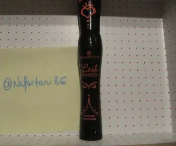 Mascara, Essence