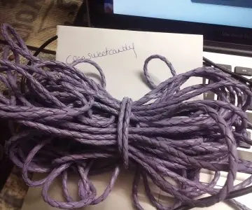 1m de cordon tressé cuir Lilas, Inconnue