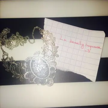 Collier, Claire's