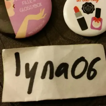 Badges Glossybox, Glossybox
